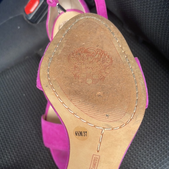 Pink Vince Camuto heels 6.5 - Picture 3 of 5